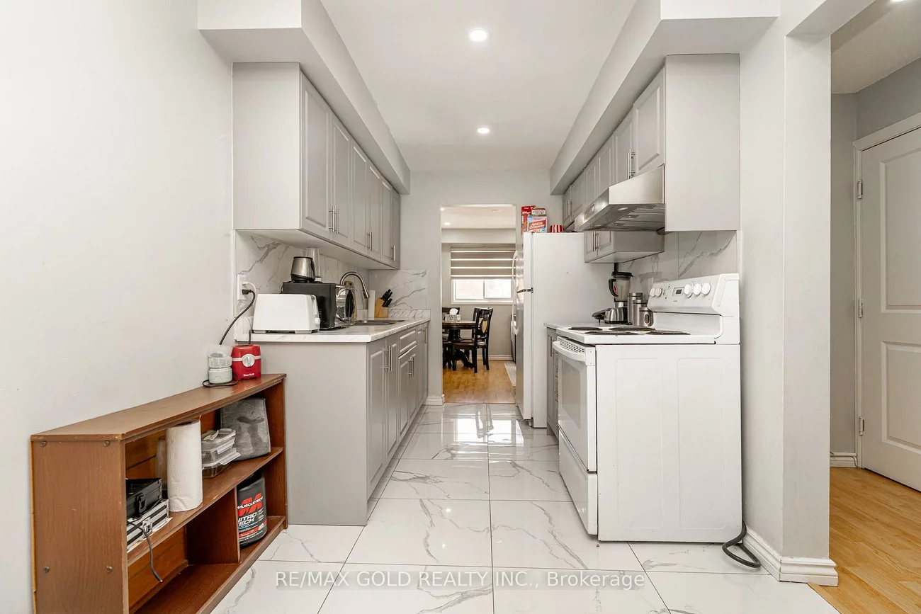 28, Silverstream, Heart Lake West, Brampton