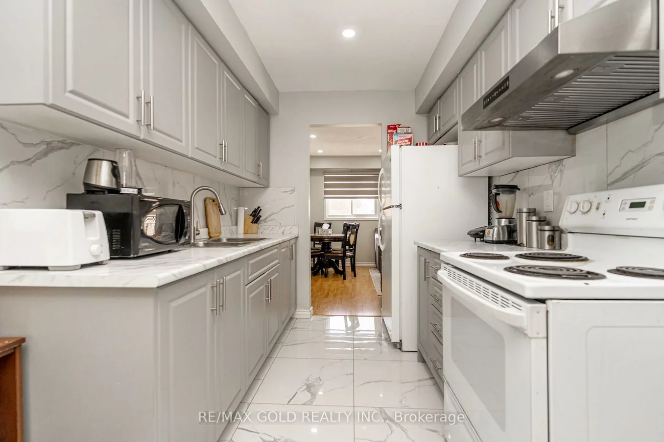 28, Silverstream, Heart Lake West, Brampton