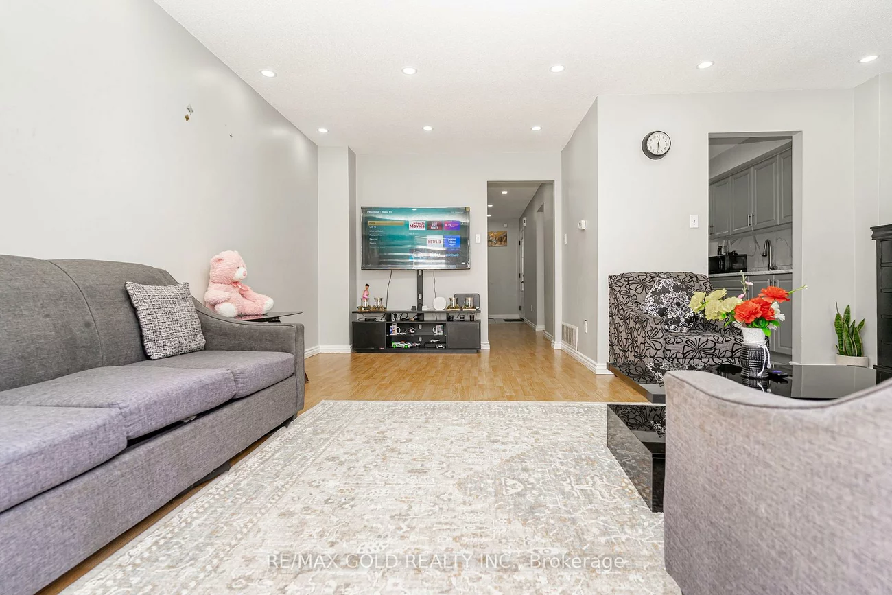 28, Silverstream, Heart Lake West, Brampton