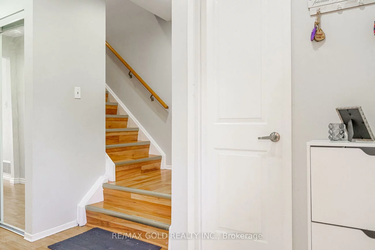 28, Silverstream, Heart Lake West, Brampton