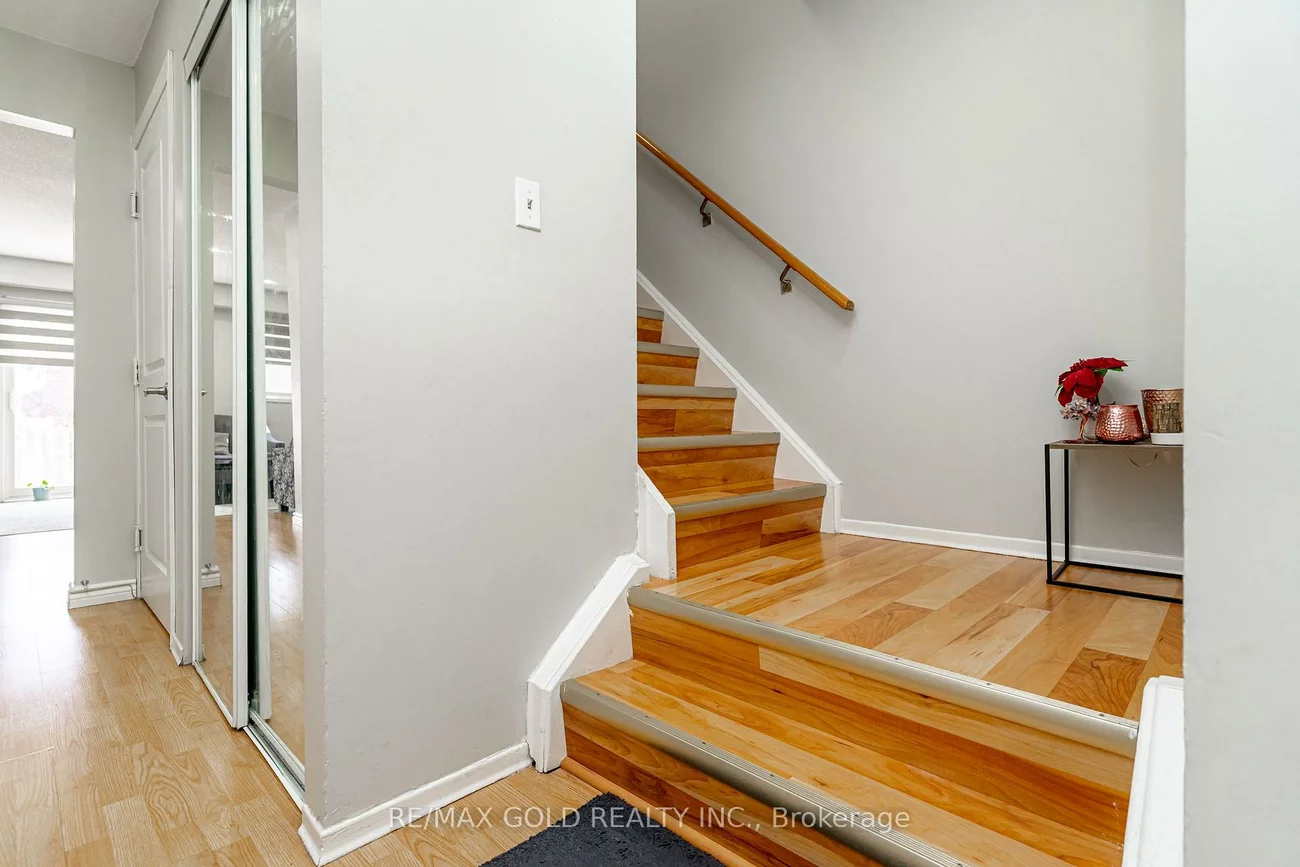 28, Silverstream, Heart Lake West, Brampton