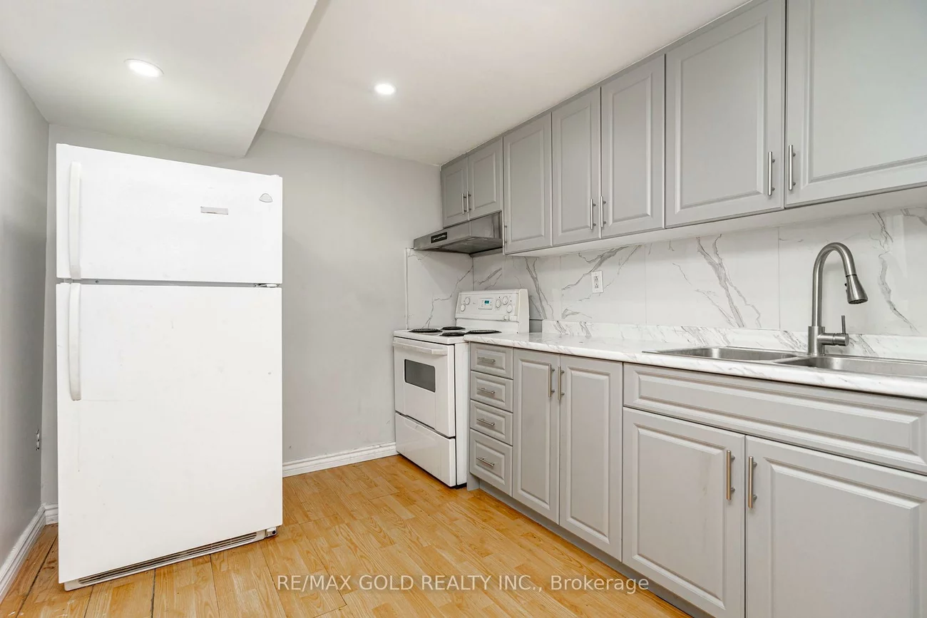 28, Silverstream, Heart Lake West, Brampton