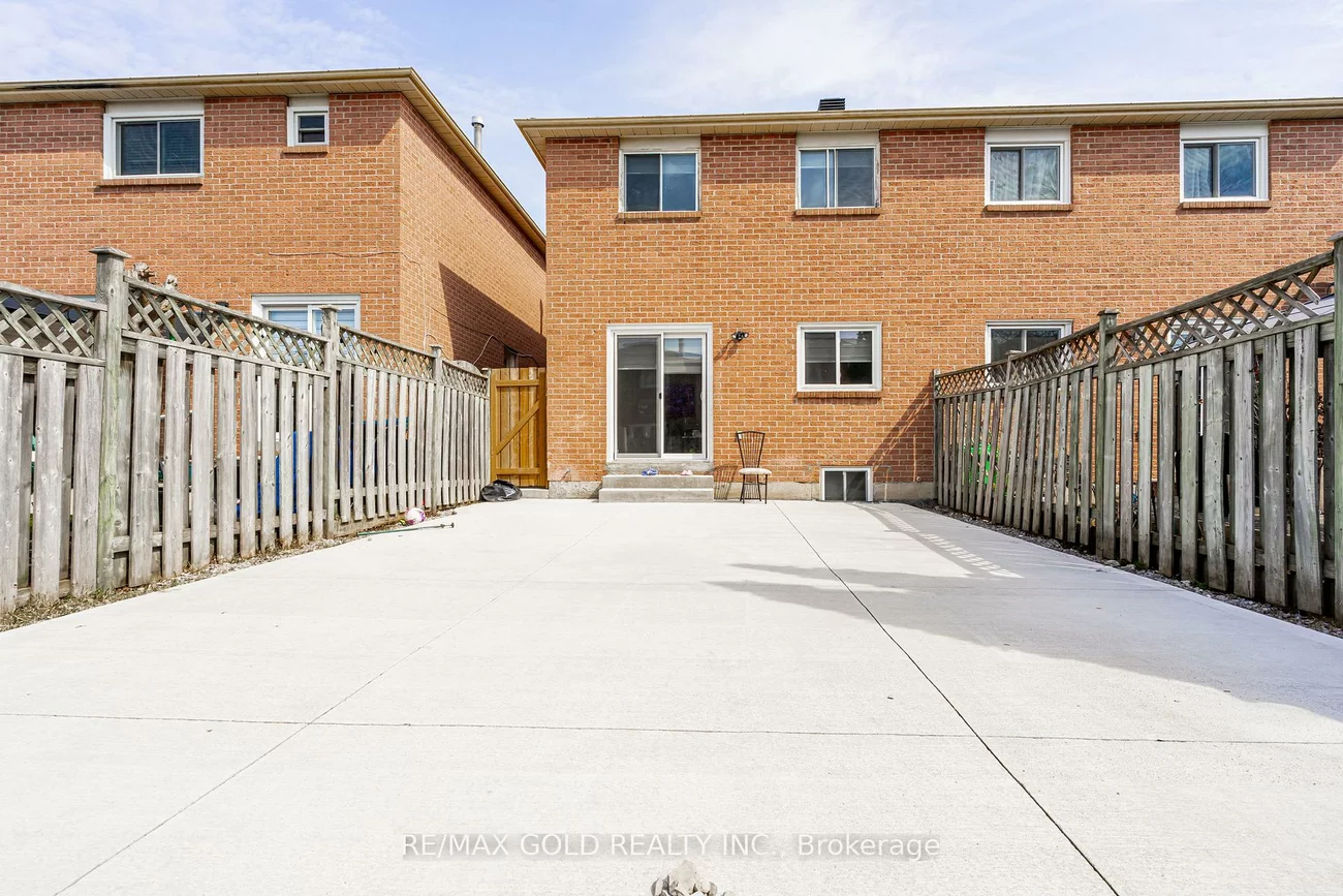 28, Silverstream, Heart Lake West, Brampton