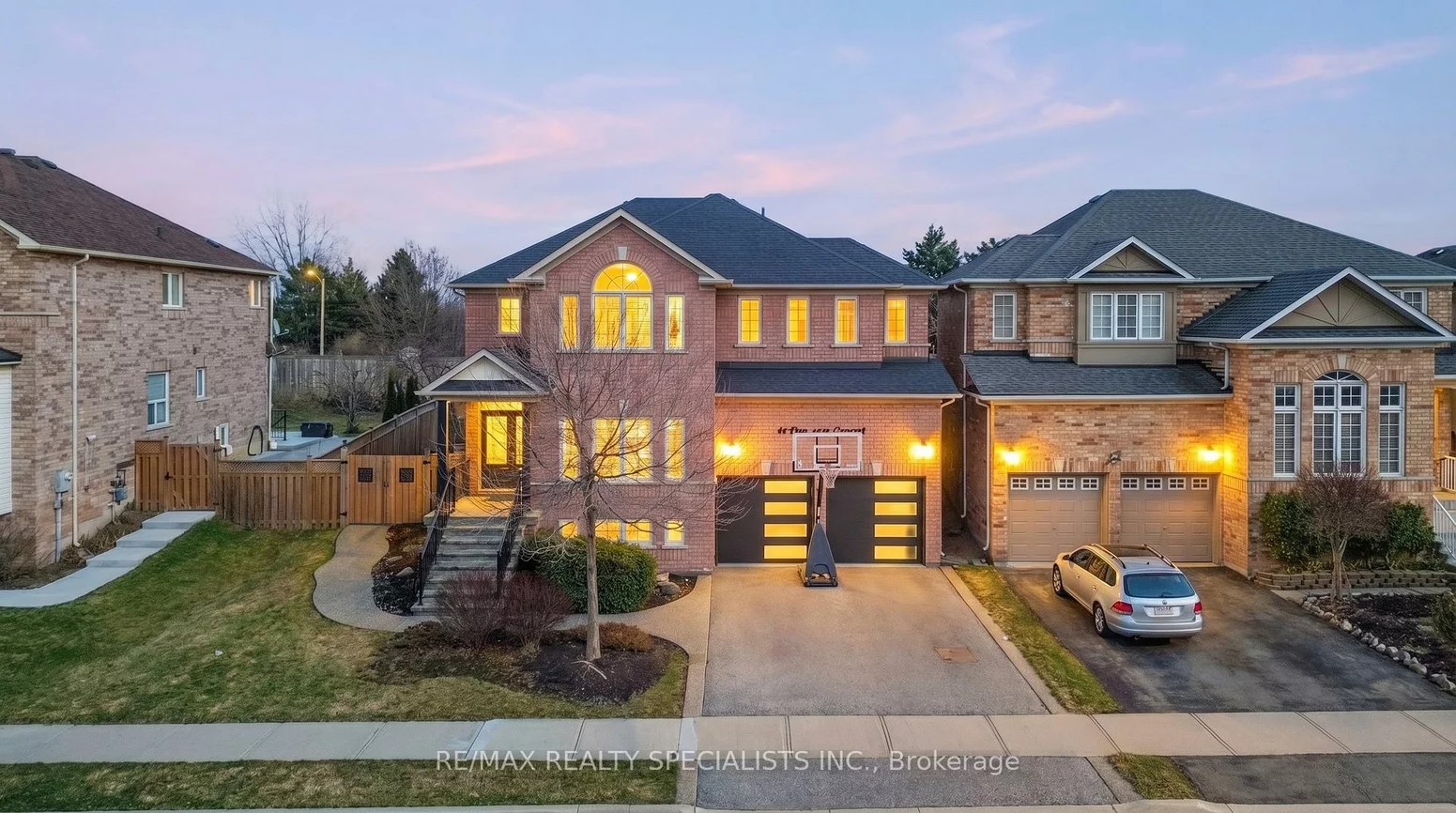 44, Dunvegan, Fletcher's Meadow, Brampton