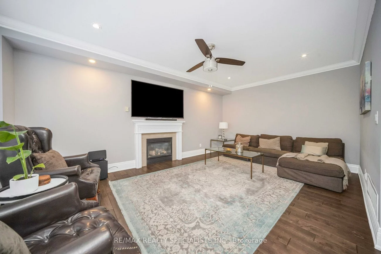 44, Dunvegan, Fletcher's Meadow, Brampton