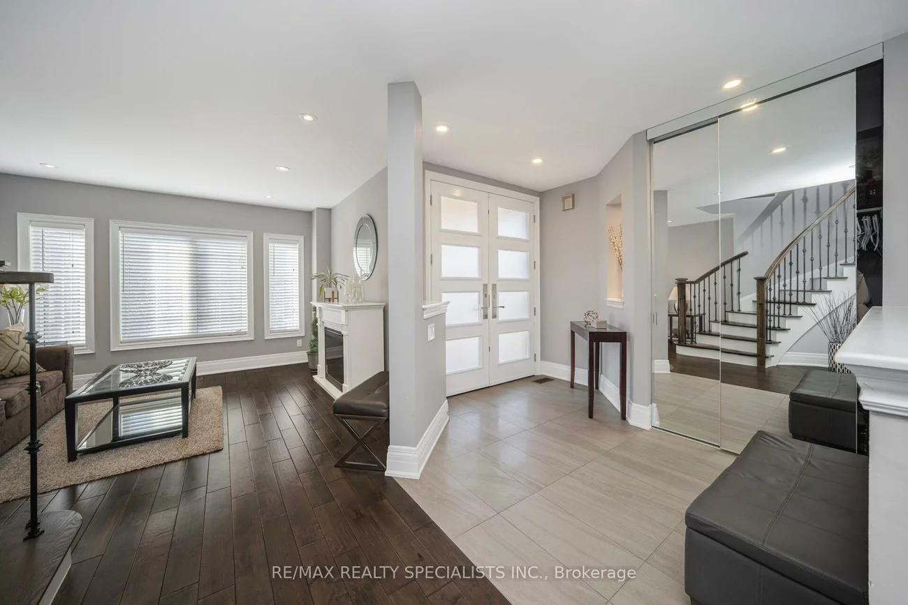 44, Dunvegan, Fletcher's Meadow, Brampton