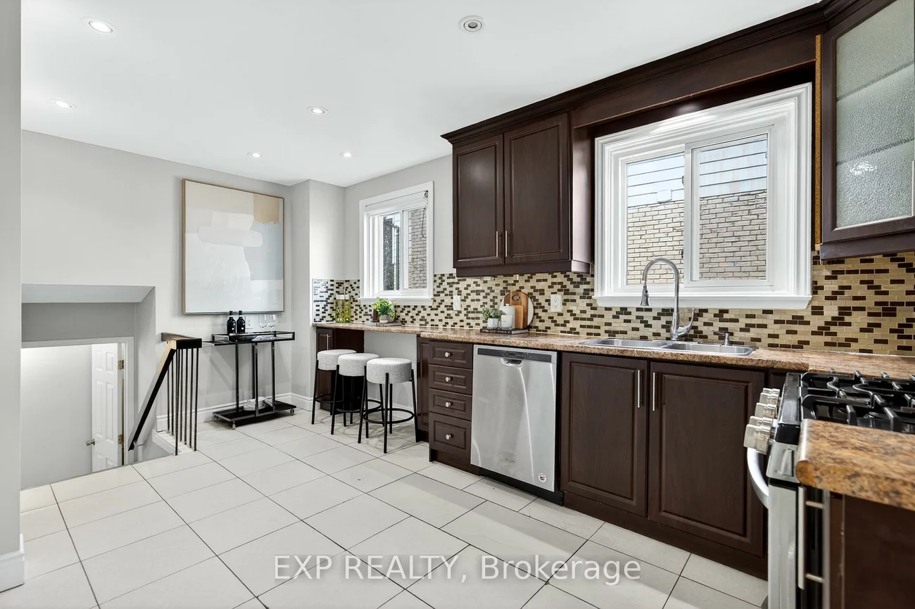 88, English, Brampton West, Brampton