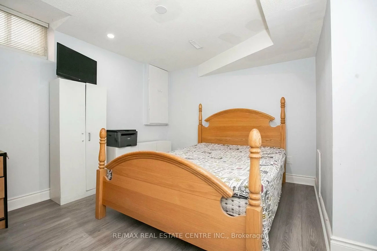 108, Moffatt, Fletcher's West, Brampton