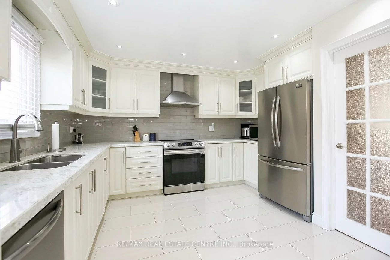 108, Moffatt, Fletcher's West, Brampton