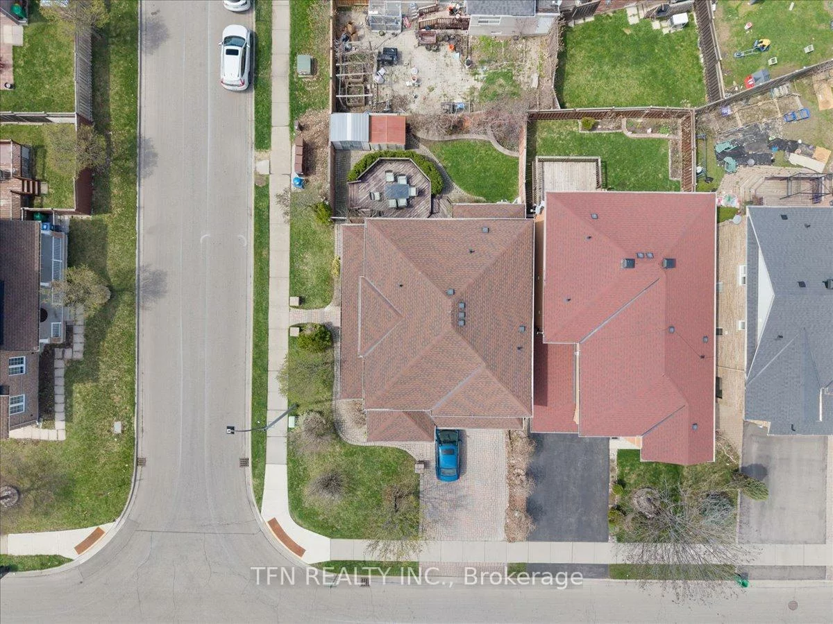 70, Sewells, Fletcher's Meadow, Brampton