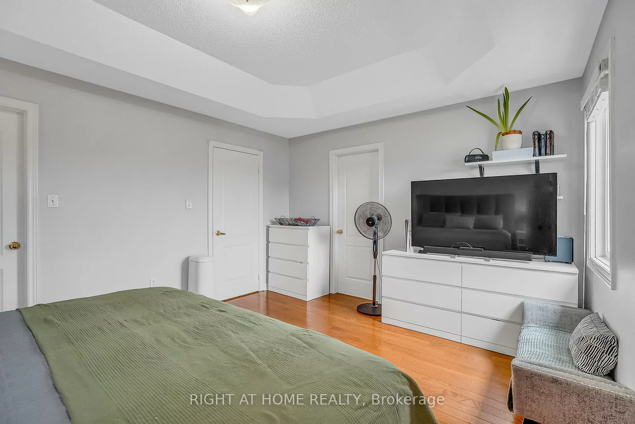 11, Tobermory, Madoc, Brampton