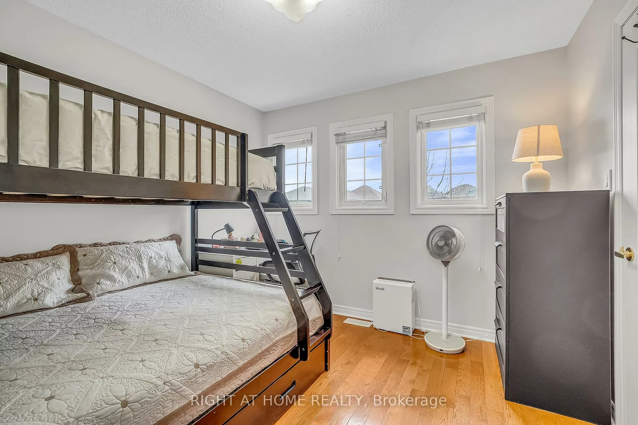 11, Tobermory, Madoc, Brampton