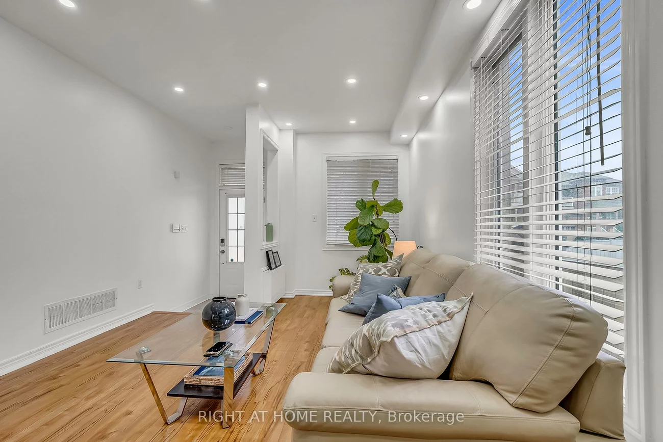 11, Tobermory, Madoc, Brampton