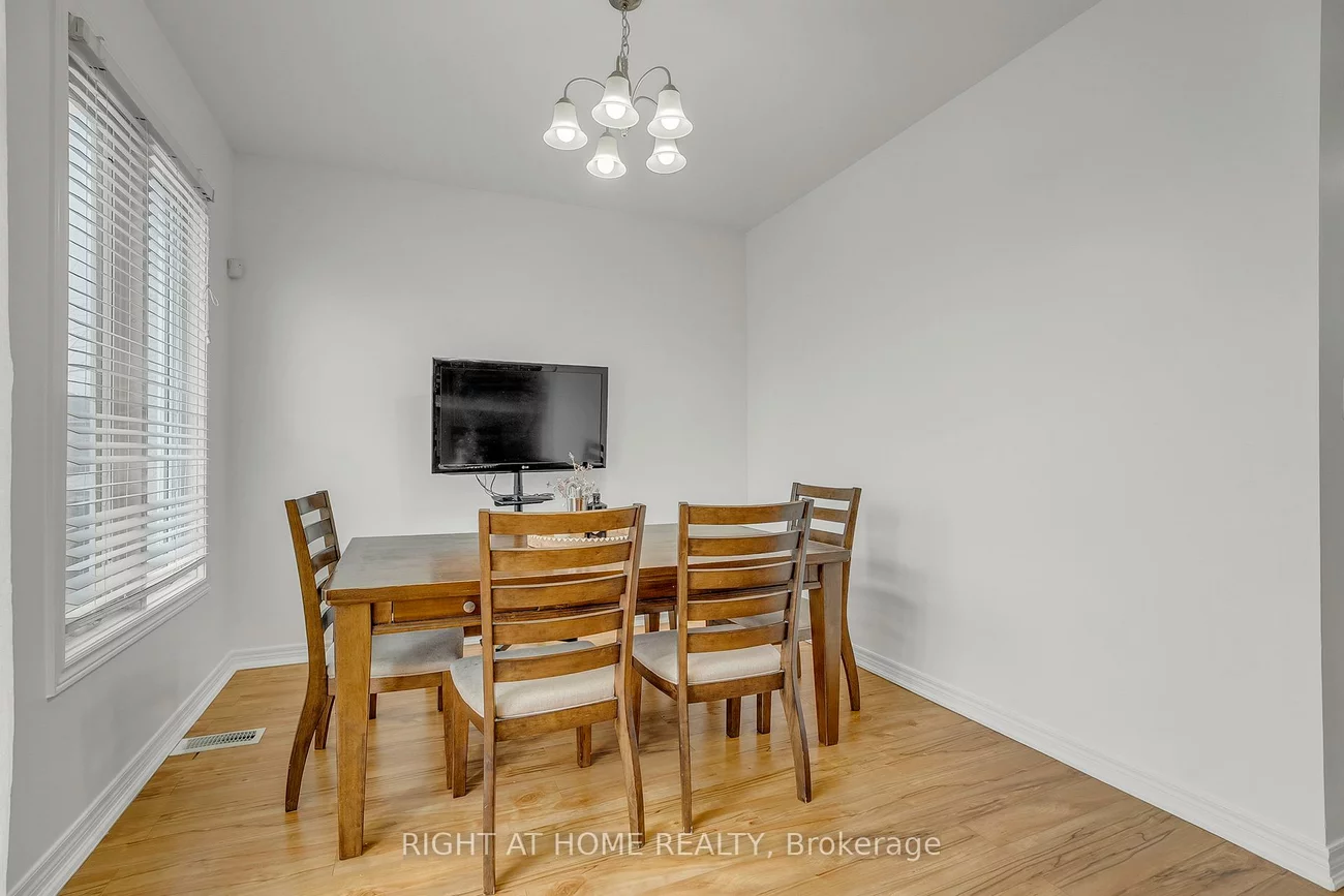 11, Tobermory, Madoc, Brampton