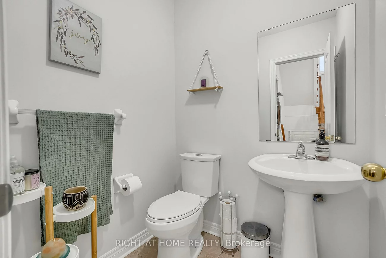 11, Tobermory, Madoc, Brampton