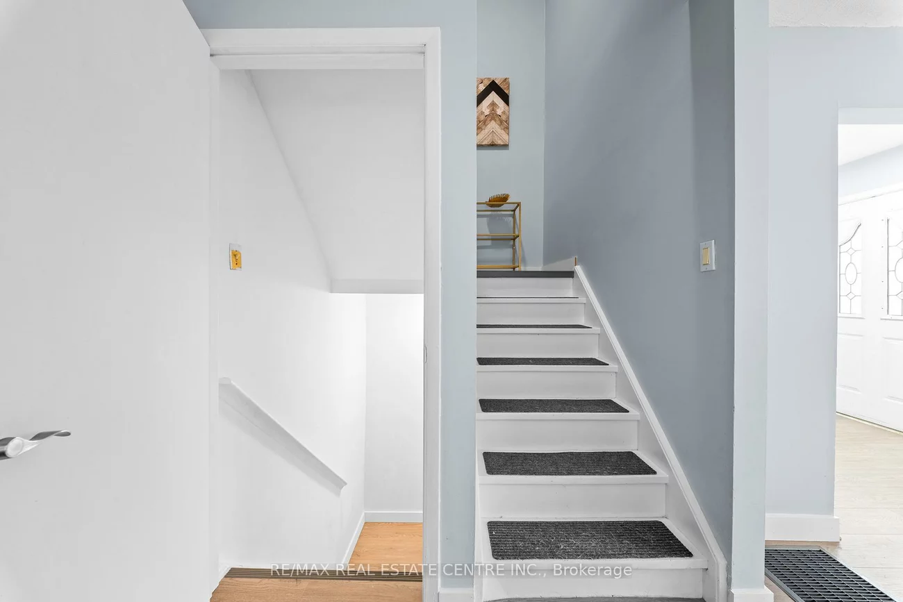 101, Griselda, Northgate, Brampton