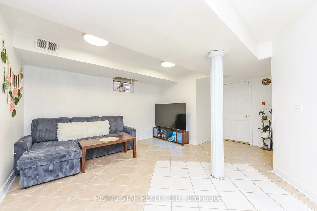 16, Elmpark, Vales of Castlemore, Brampton