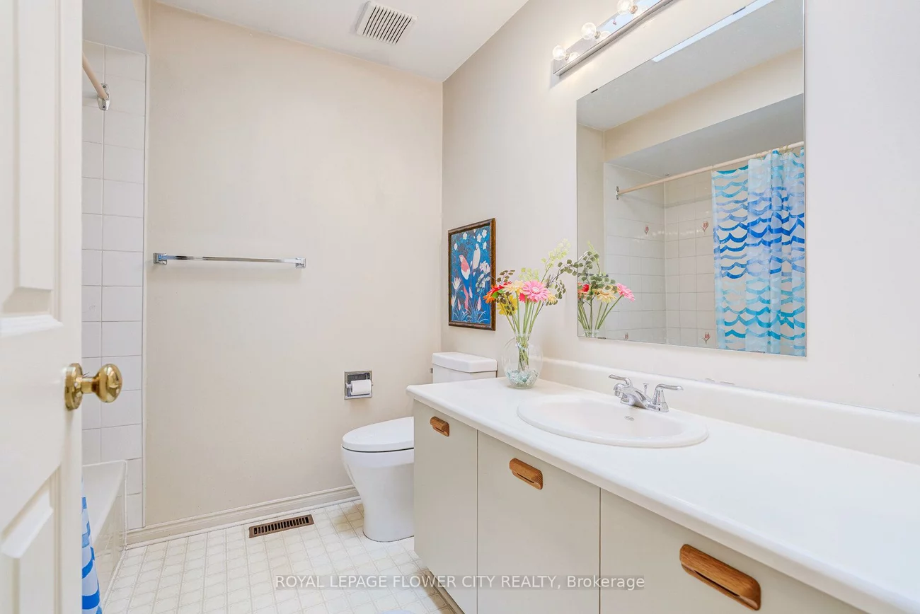 18, Nature, Westgate, Brampton