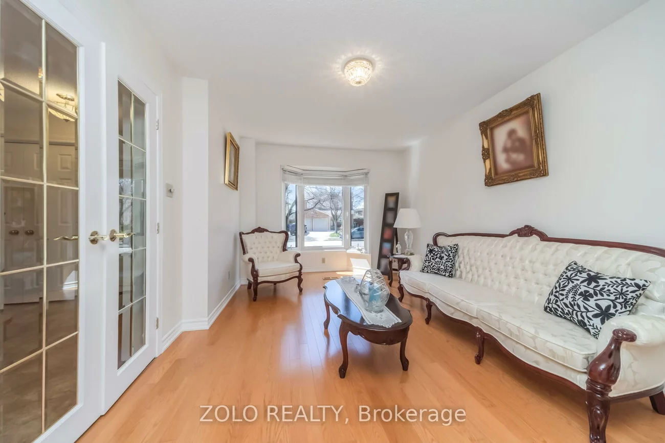 19, Hodgson, Brampton South, Brampton