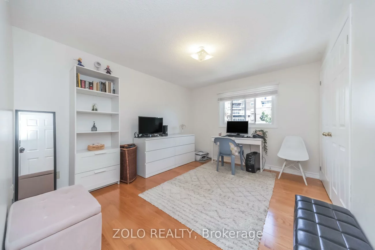 19, Hodgson, Brampton South, Brampton