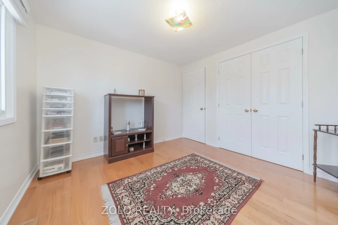 19, Hodgson, Brampton South, Brampton