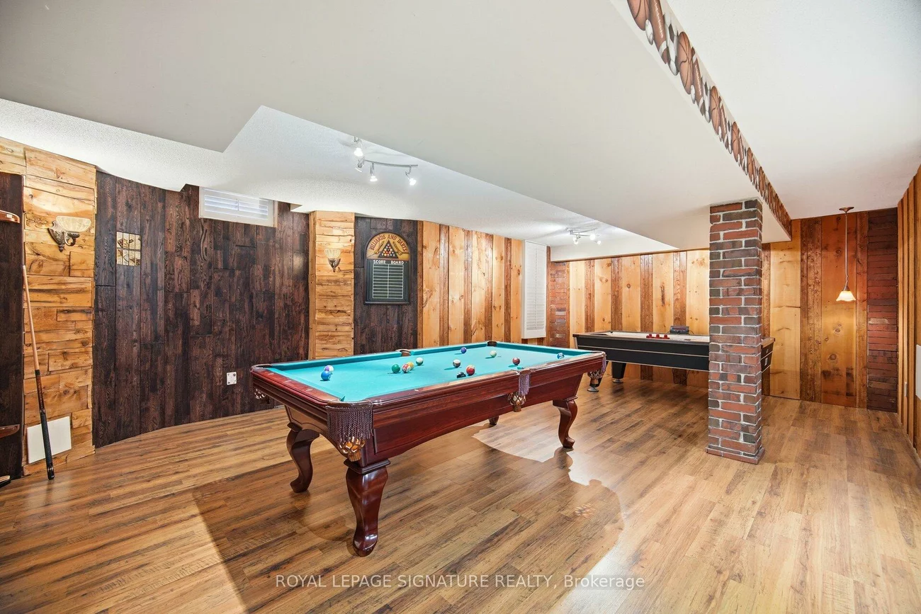 1592, Hallstone, Bram West, Brampton