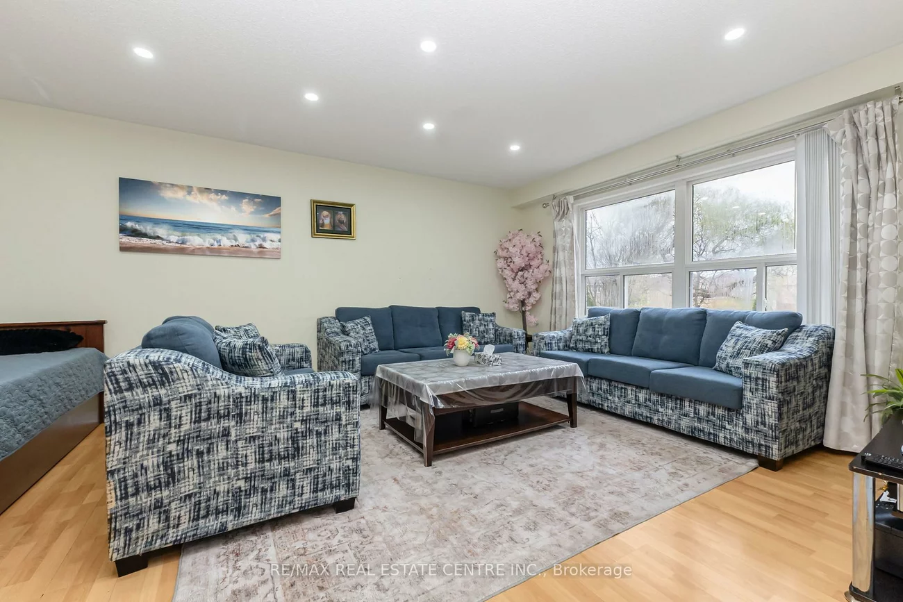 270, Edenbrook Hill, Fletcher's Meadow, Brampton