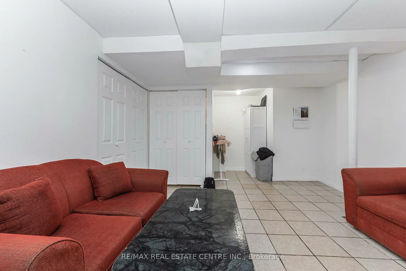 270, Edenbrook Hill, Fletcher's Meadow, Brampton