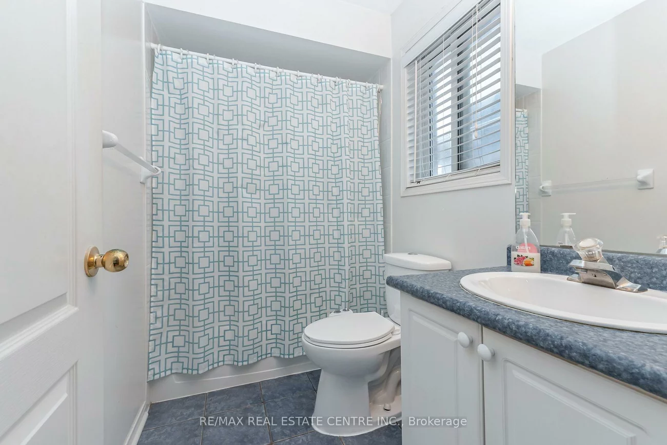 270, Edenbrook Hill, Fletcher's Meadow, Brampton