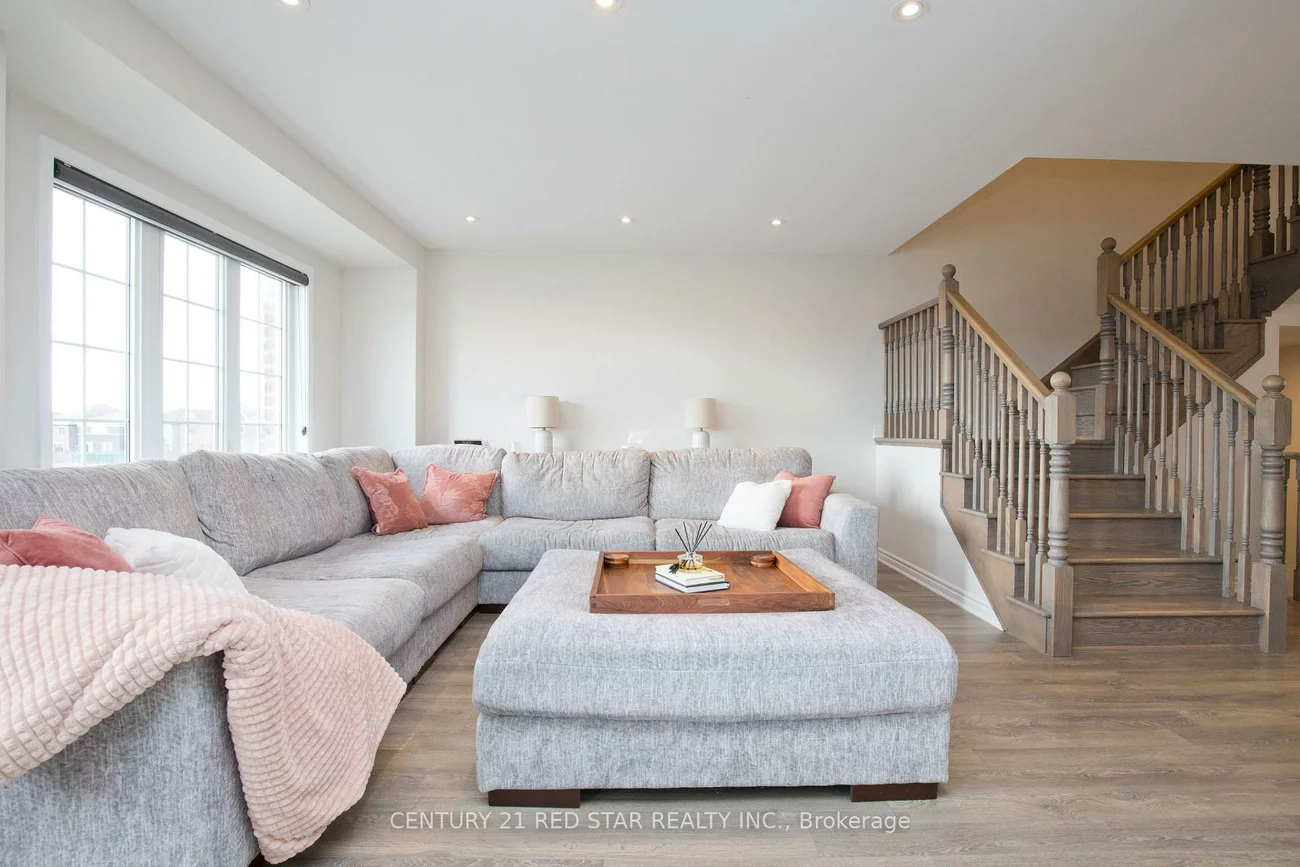 458, Remembrance, Northwest Brampton, Brampton