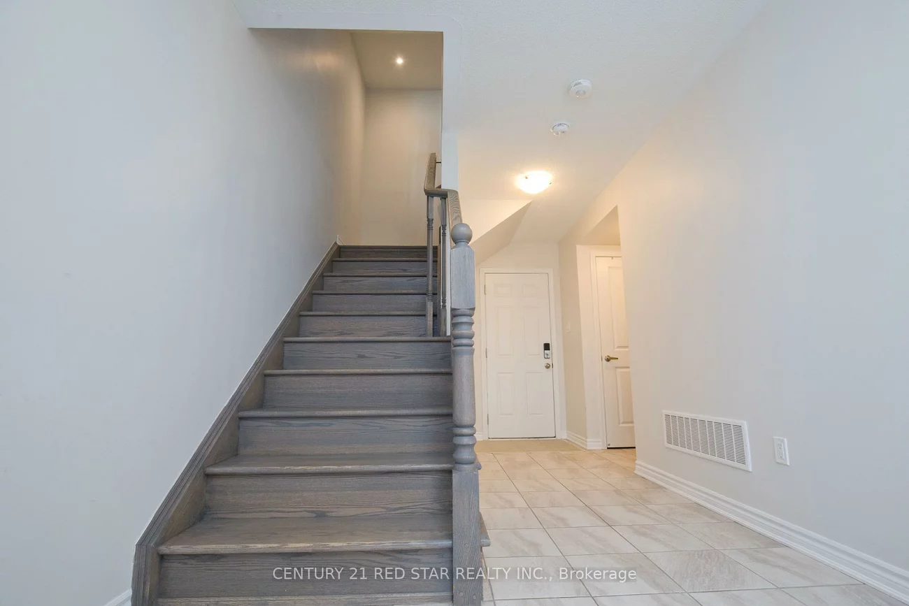 458, Remembrance, Northwest Brampton, Brampton