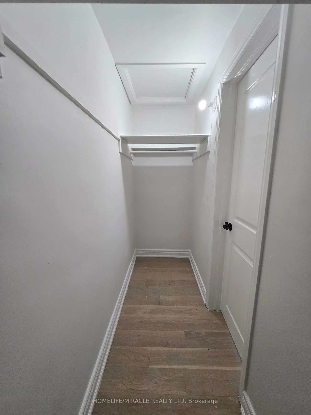 21, Gregory, Downtown Brampton, Brampton