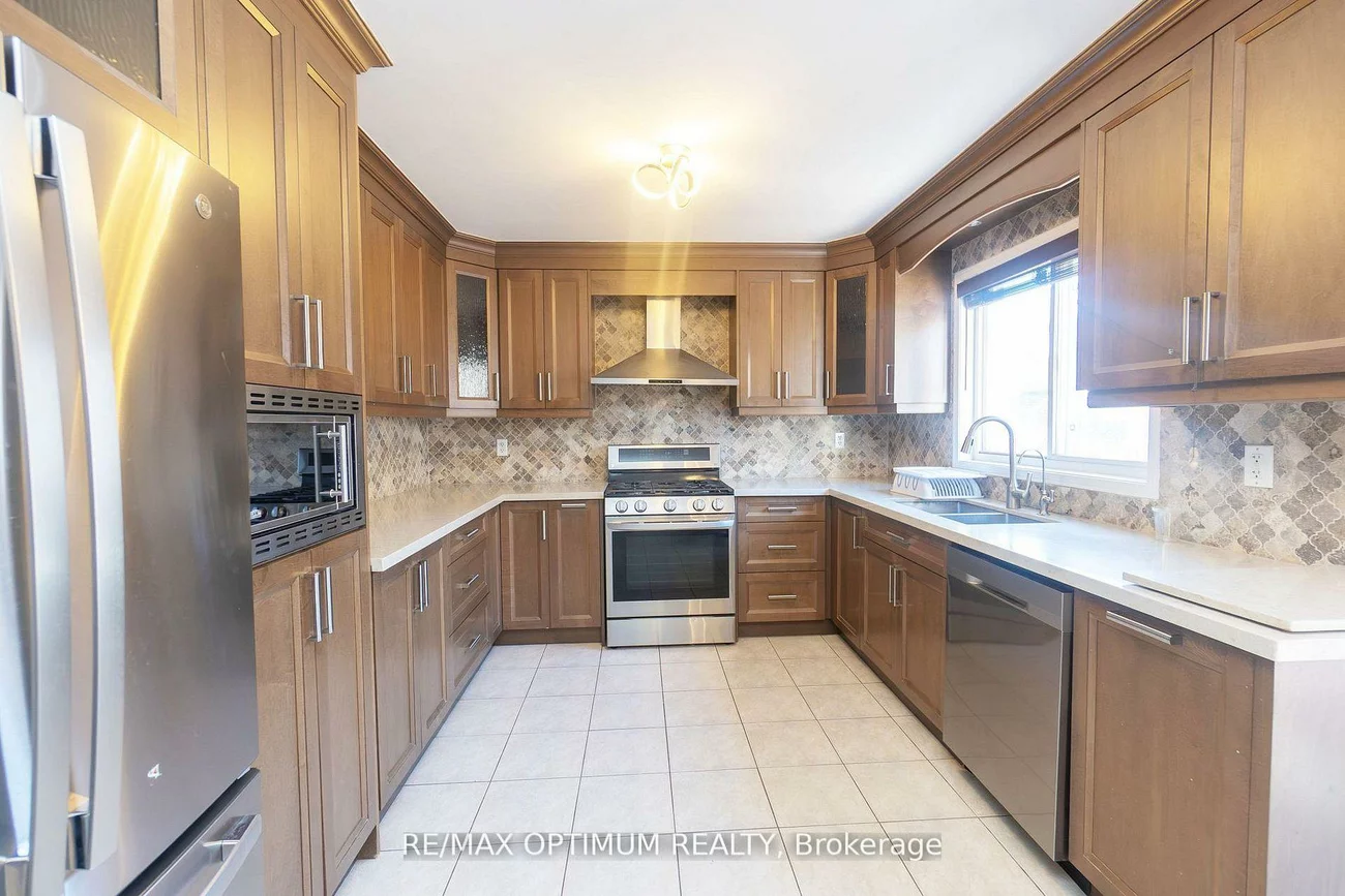 12, Humbolt, Fletcher's Meadow, Brampton