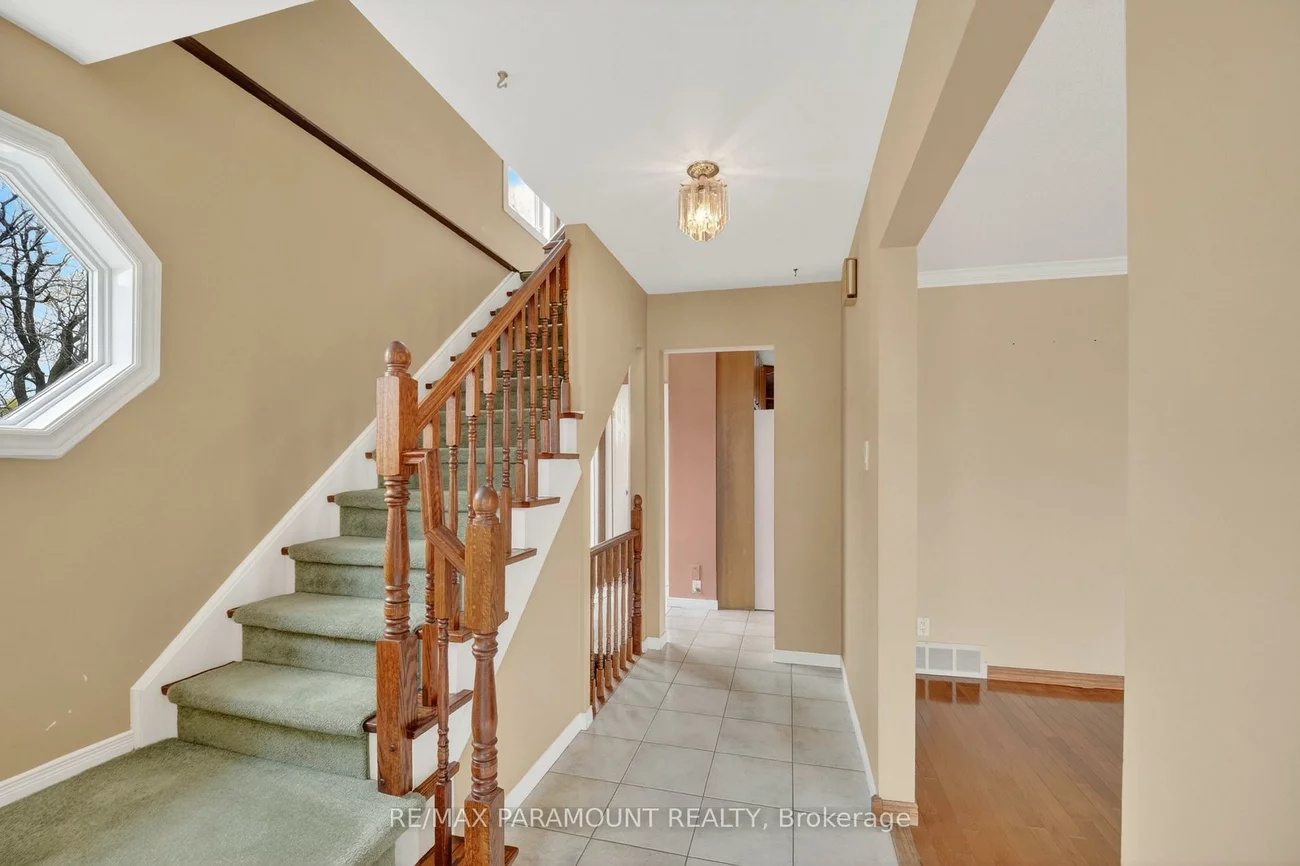 20, Fontaine, Southgate, Brampton
