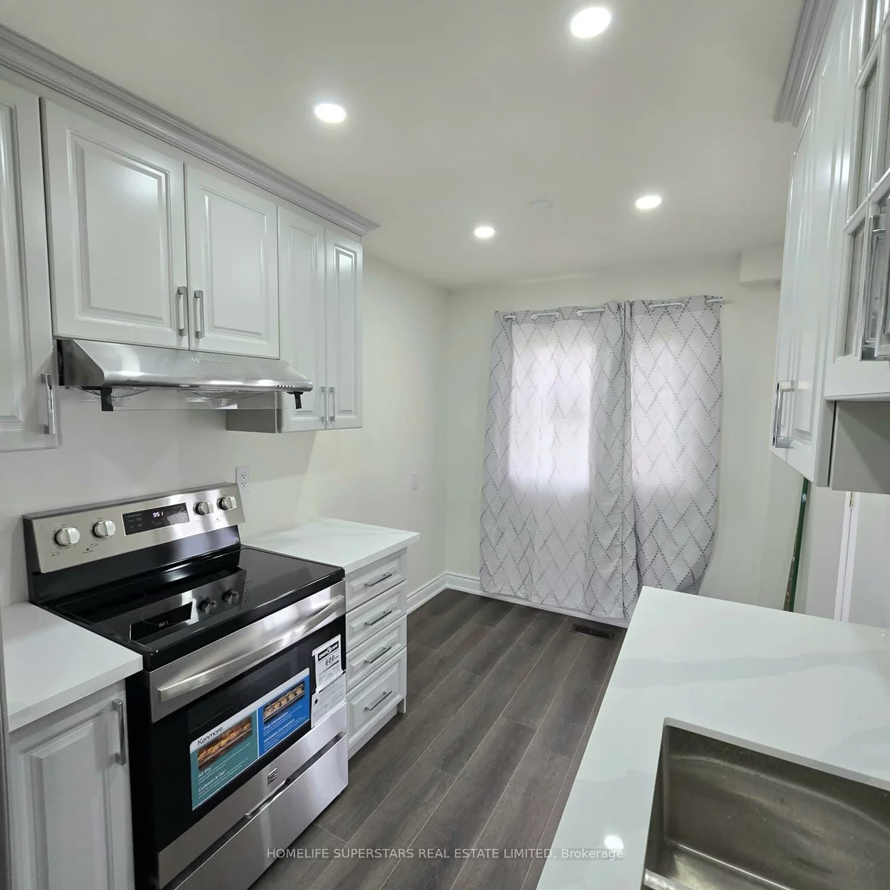 6, Grove Park, Northgate, Brampton