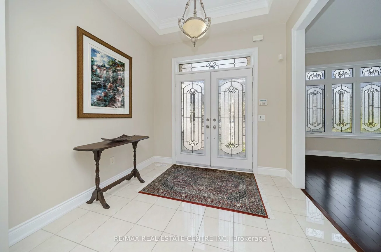 10, Eiffel, Vales of Castlemore North, Brampton