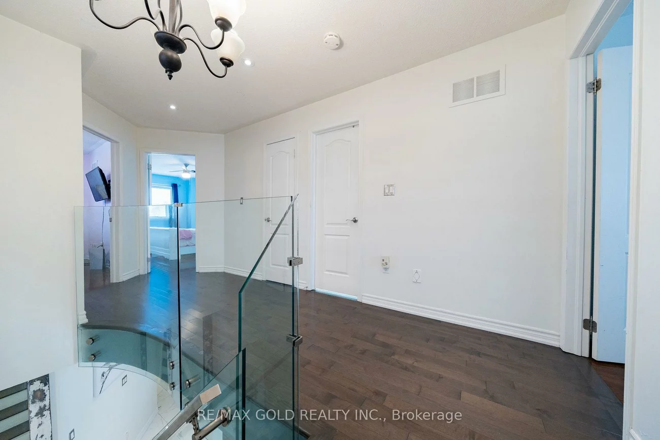 19, Spring Valley, Bram East, Brampton