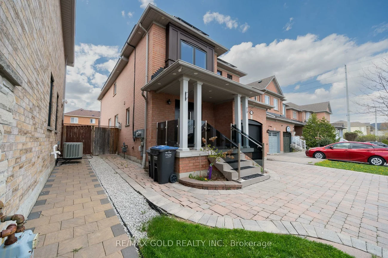 19, Spring Valley, Bram East, Brampton