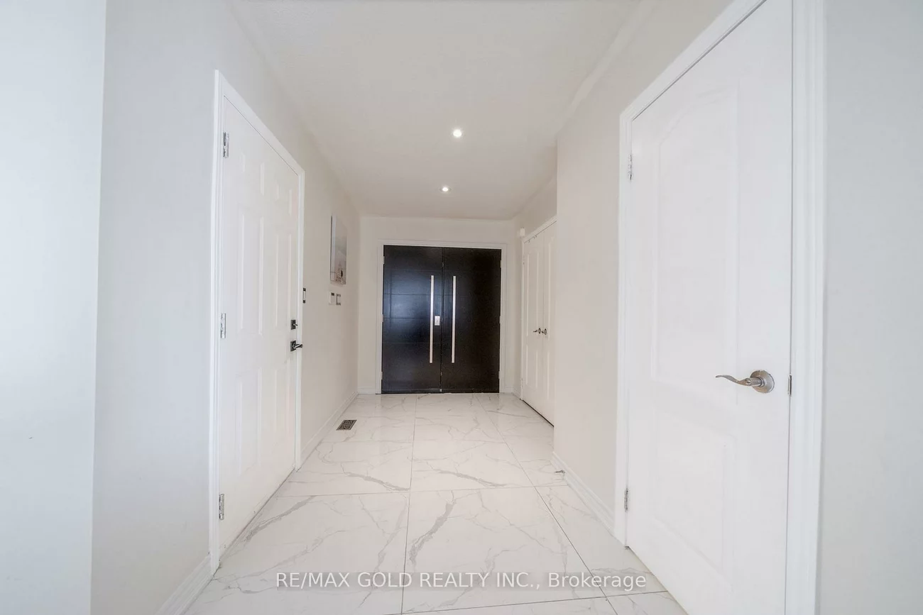 19, Spring Valley, Bram East, Brampton