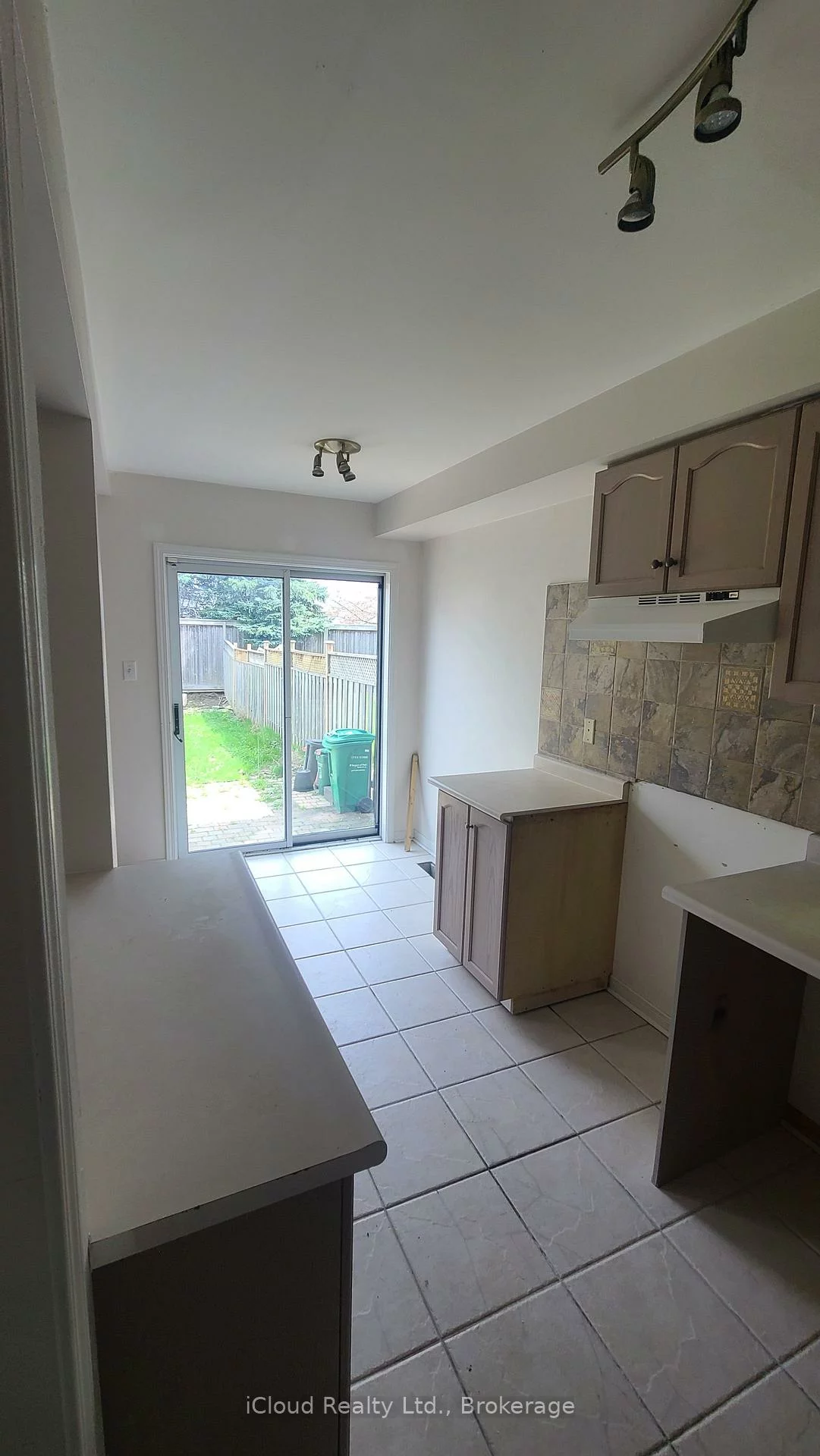 126, Twin Pines, Northwest Sandalwood Parkway, Brampton