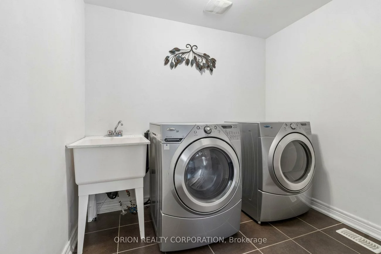 8, Seastar, Bram West, Brampton