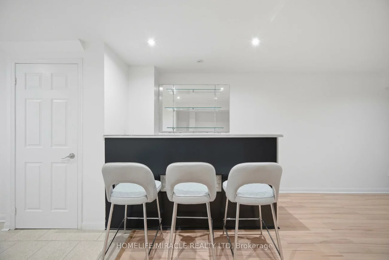 87, Spicebush, Credit Valley, Brampton