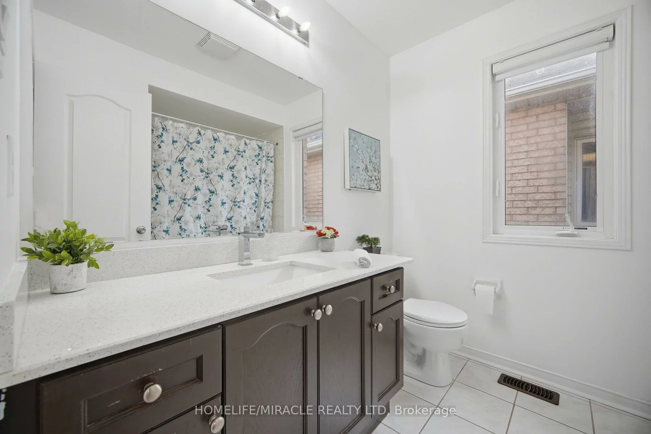 87, Spicebush, Credit Valley, Brampton