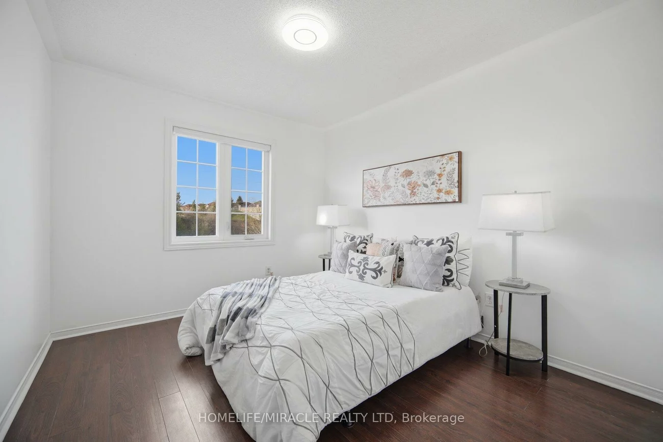 87, Spicebush, Credit Valley, Brampton