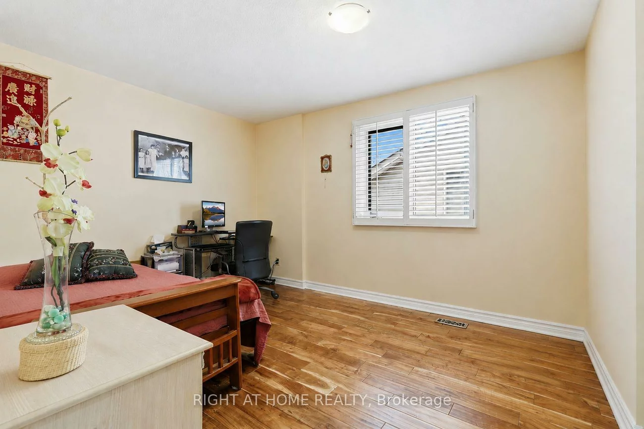 33, Parkside, Brampton South, Brampton
