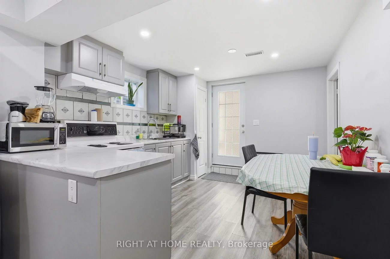 33, Parkside, Brampton South, Brampton