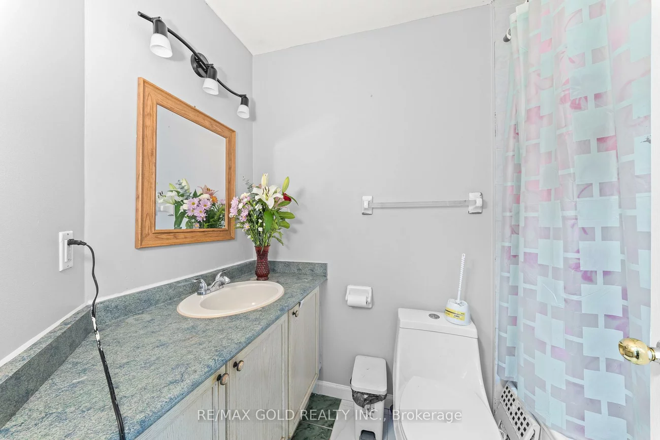 92, Dandelion, Sandringham-Wellington, Brampton