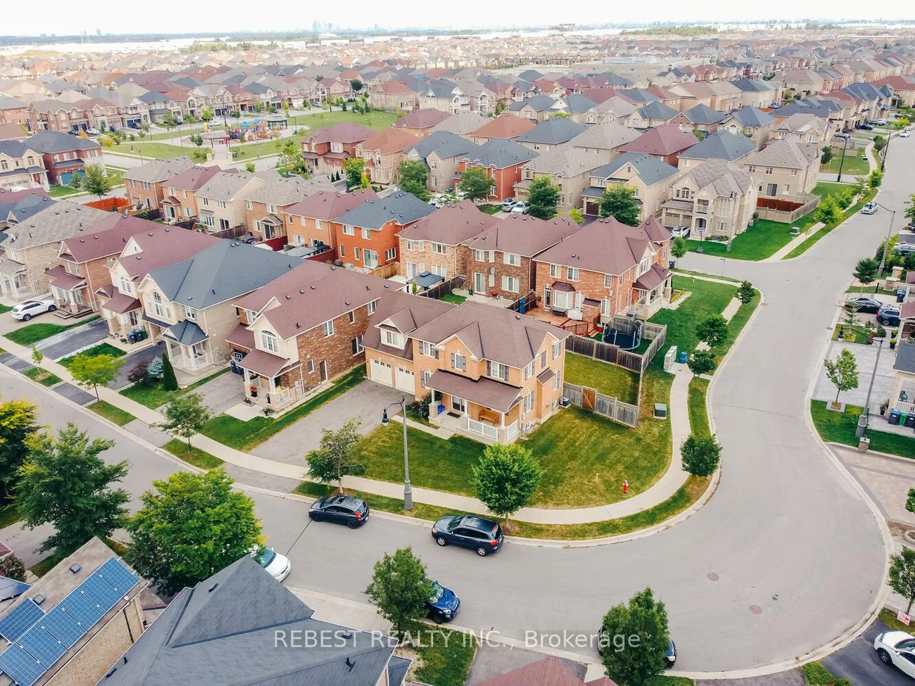 22, Birch Tree, Bram East, Brampton