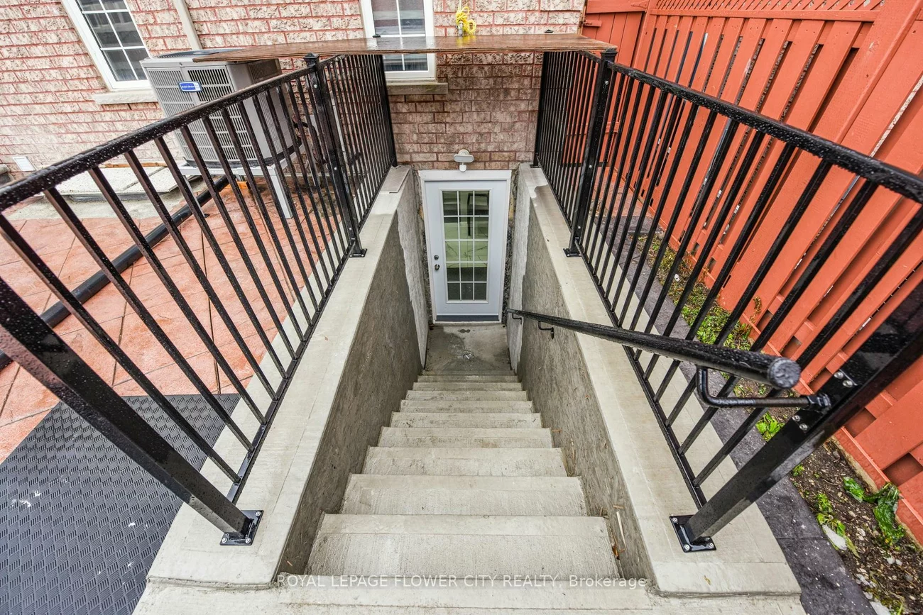 22, Wintersnow, Sandringham-Wellington, Brampton
