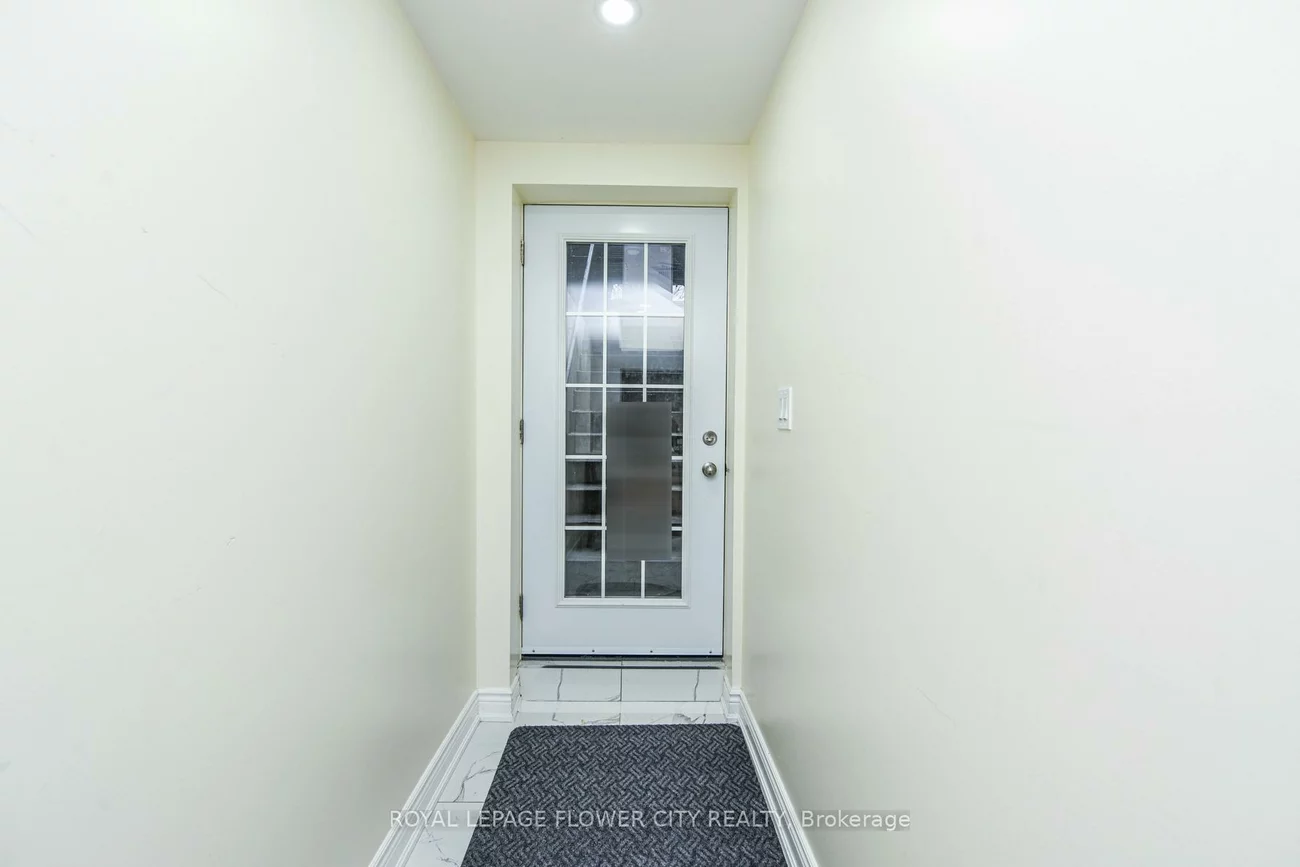 22, Wintersnow, Sandringham-Wellington, Brampton